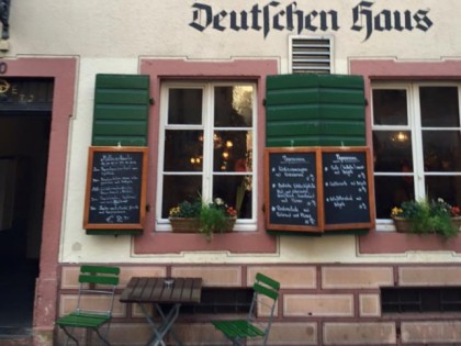 照片: Zum Deutschen Haus